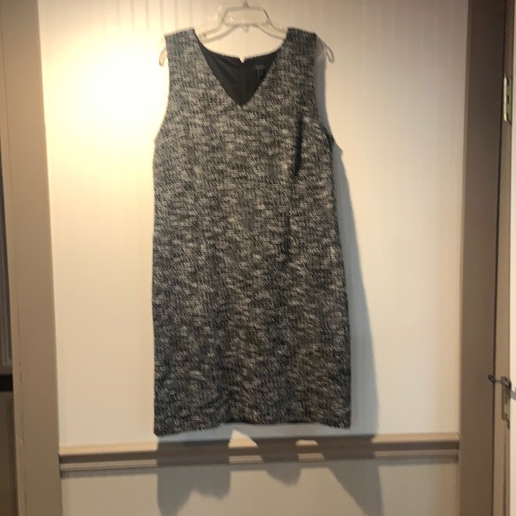 Ann Taylor summer/winter dress - Picture 1 of 3